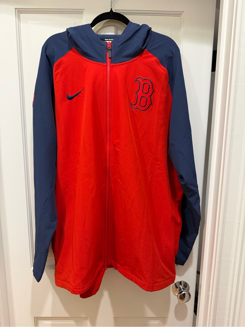 Nike Men’s Red & Navy Boston Red Sox Hooded Jacket